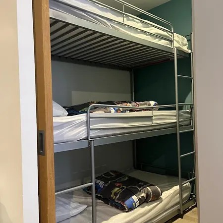 Tres Bel Centre 6 Places 코트레