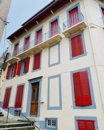 Tres Bel Centre 6 Places